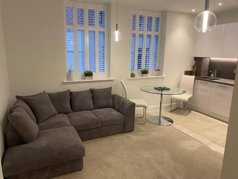 Unrivalled Location - Five Star - Worcester Apartment Exterior foto
